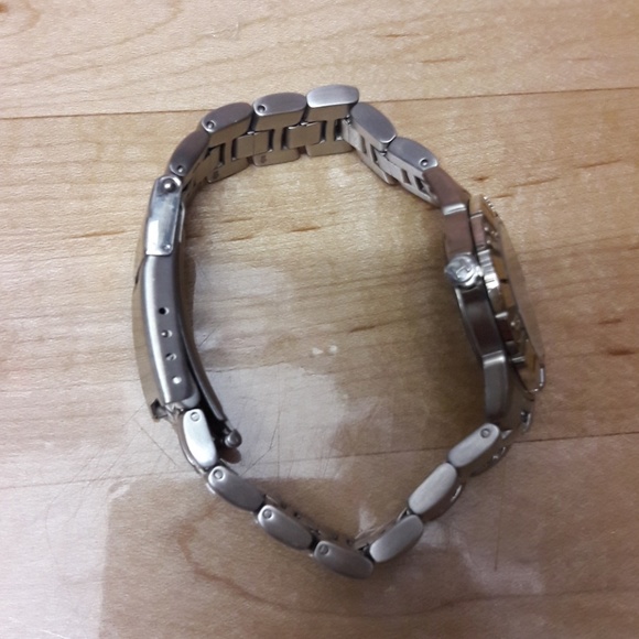 Tommy Hilfiger watch - Picture 5 of 5